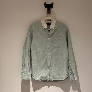 Lands' End Men's Light Green Button Down Shirt